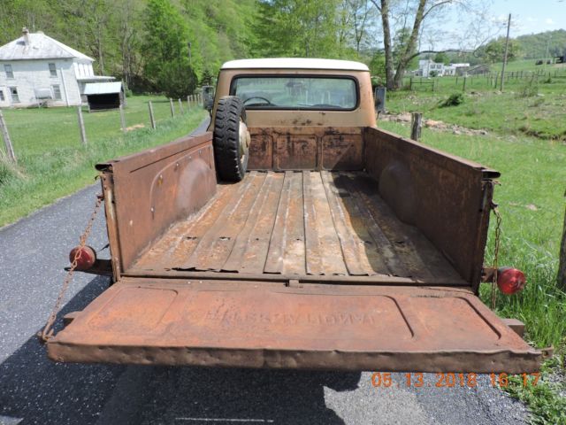 1966 International Harvester 1200A - photo 6