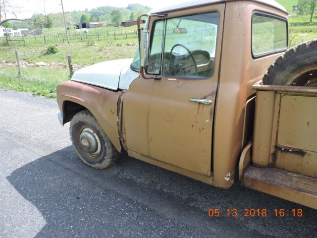 1966 International Harvester 1200A - photo 8
