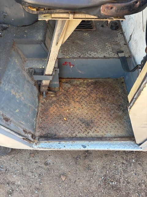 1966 International Harvester M1500 MetroVan - photo 12