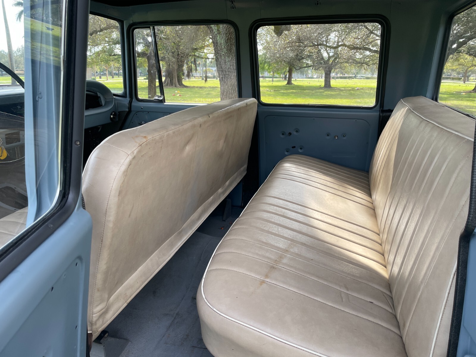 1966 International Harvester 1200C - photo 8