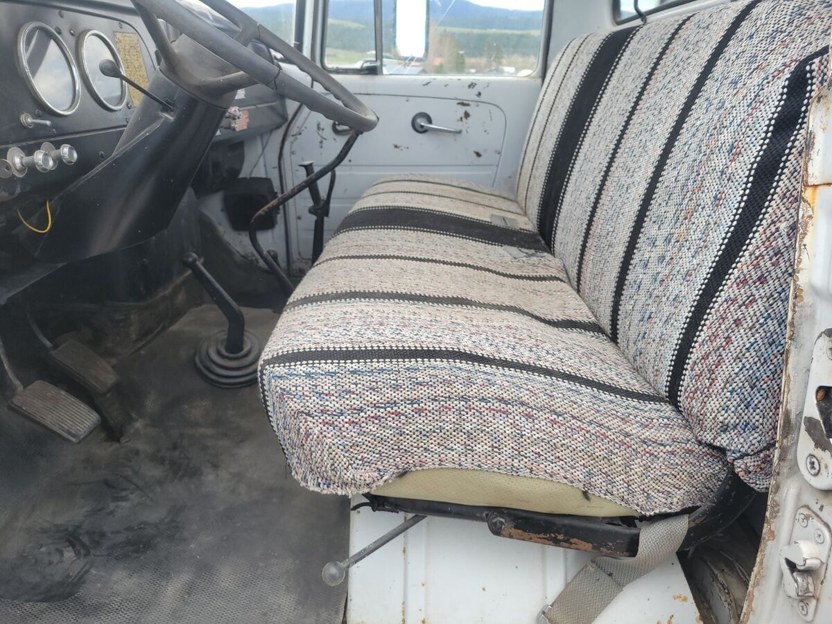 1966 International Harvester Loadstar - photo 11