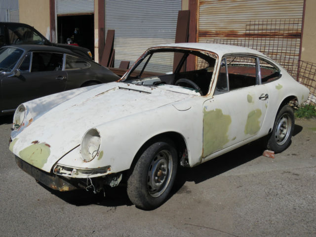 1966 Irish Green 912 three guage roller $12.5k 1966 Porsche 912