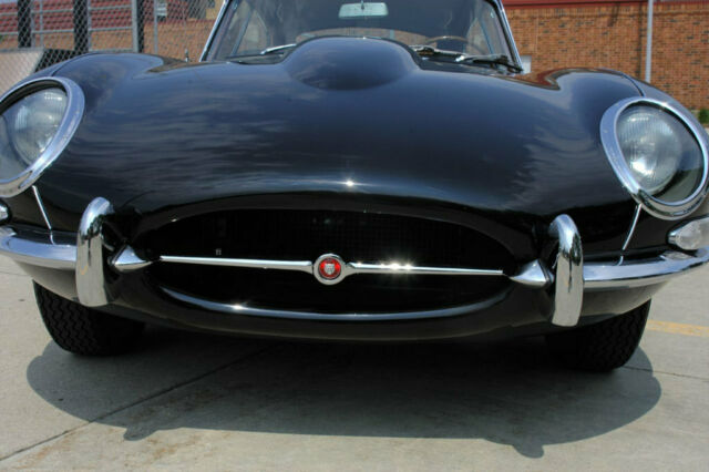 1966 Jaguar E-Type - photo 10