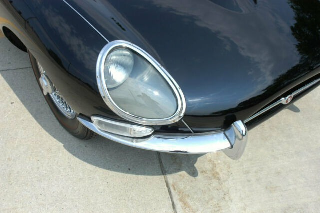 1966 Jaguar E-Type - photo 12