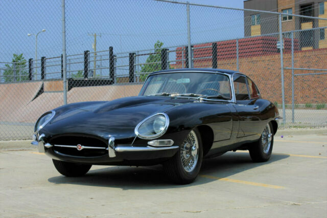 1966 Jaguar E-Type - photo 3