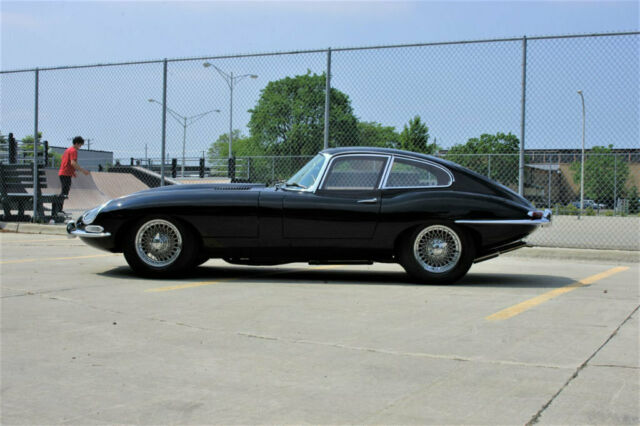 1966 Jaguar E-Type - photo 7
