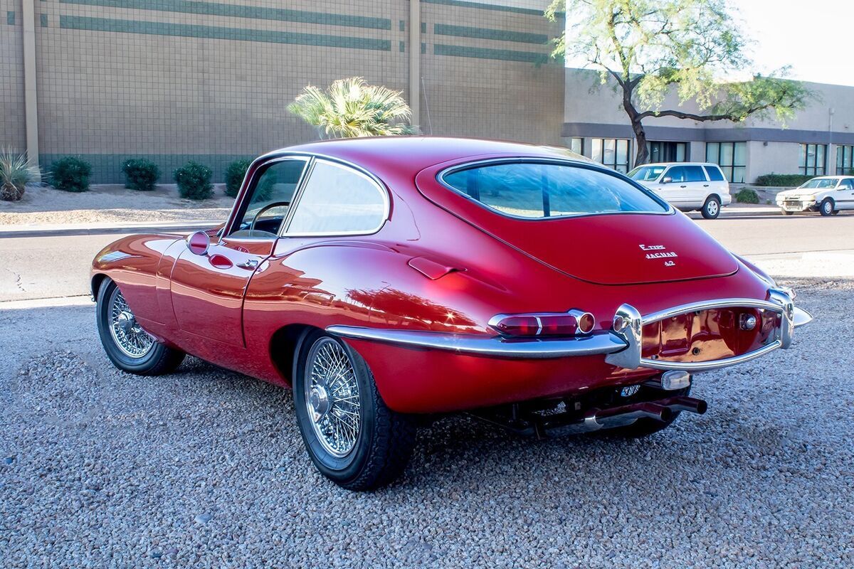 1966 Jaguar E-Type - photo 11