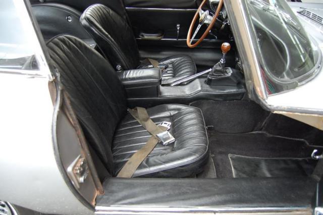 1966 Jaguar E-Type FHC I Series - photo 10
