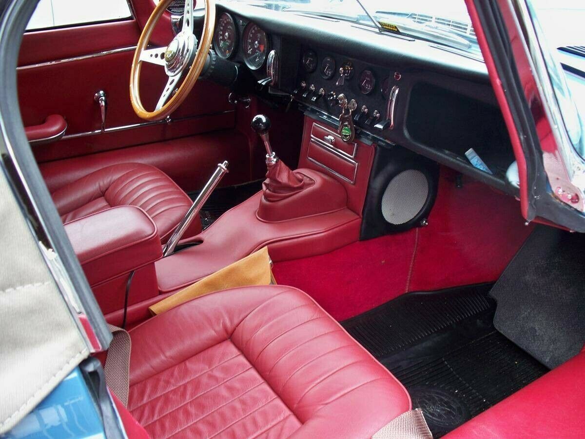 1966 Jaguar E-Type - photo 10