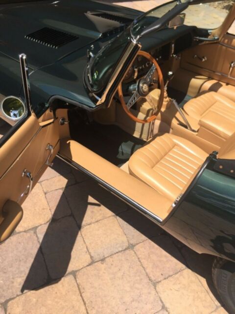 1966 Jaguar E-Type - photo 9