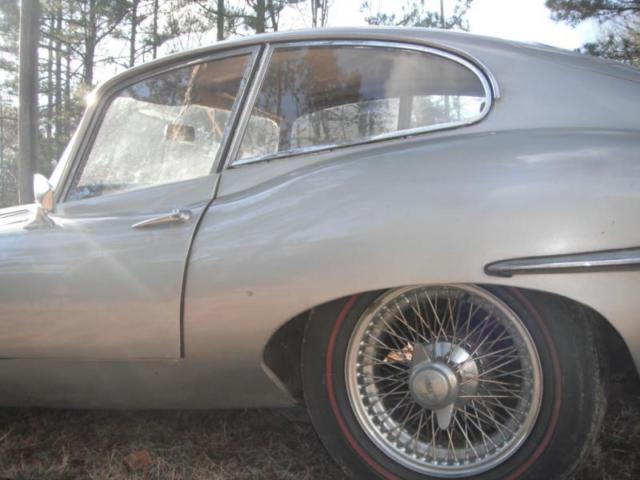 1966 Jaguar E-Type XKE - photo 4