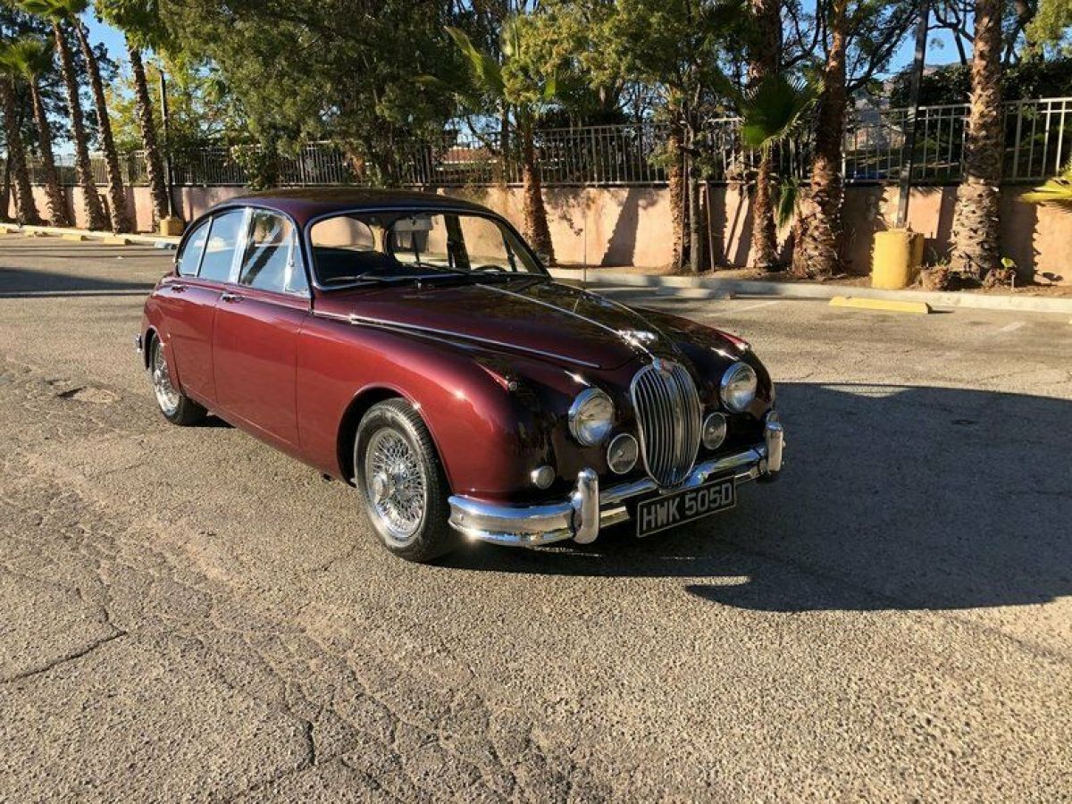1966 Jaguar MKII SALOON 1966 JAGUAR MK II SALOON - photo 11