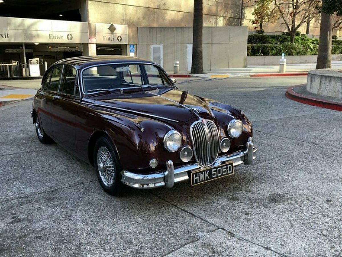 1966 Jaguar MKII SALOON 1966 JAGUAR MK II SALOON - photo 3