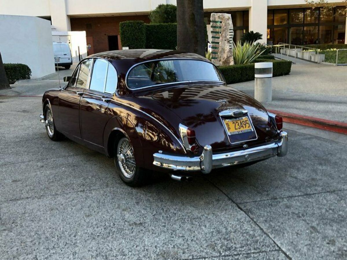1966 Jaguar MKII SALOON 1966 JAGUAR MK II SALOON - photo 8