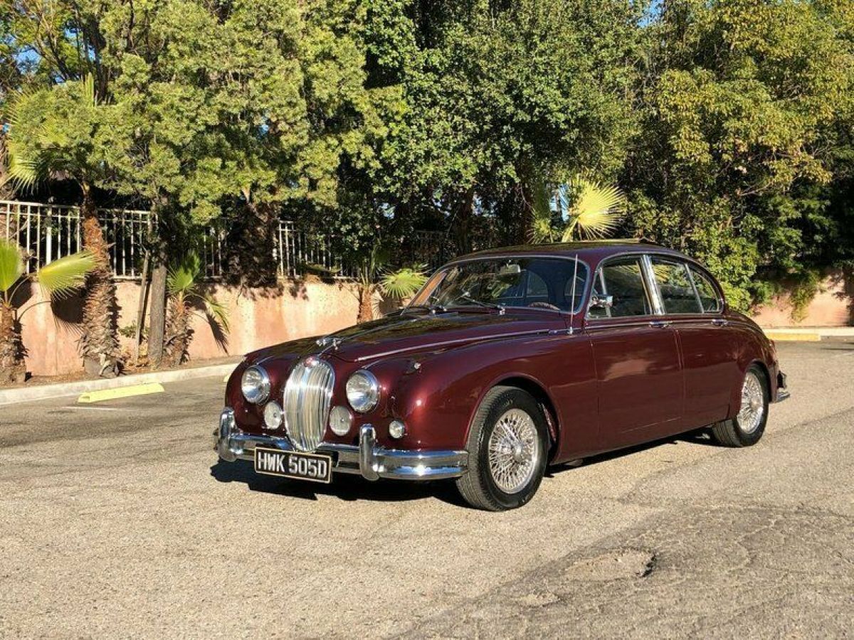 1966 Jaguar MKII SALOON 1966 JAGUAR MK II SALOON - photo 9