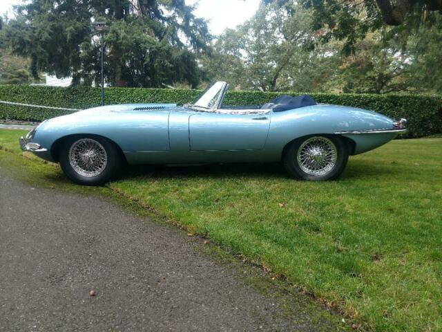 1966 JAGUAR SERIES 1 4.2 ROADSTER 1966 Jaguar E-Type