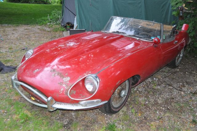 1966 Jaguar E-Type Series I (XKE) Roadster Convertible - photo 2