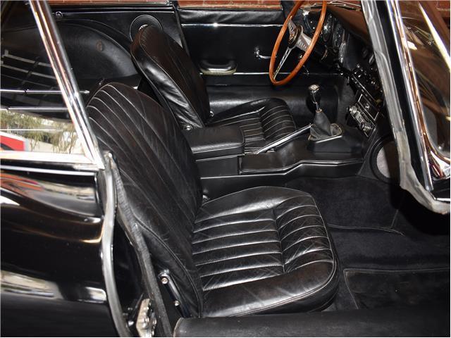 1966 Jaguar XK Fixed Head Coupe - photo 12