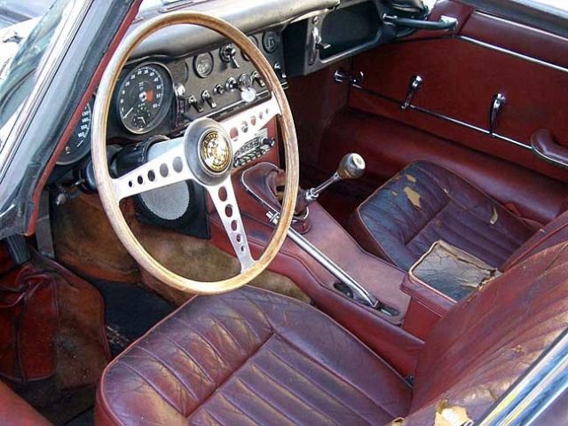 1966 Jaguar E-Type XKE FHC 2 seater - photo 10
