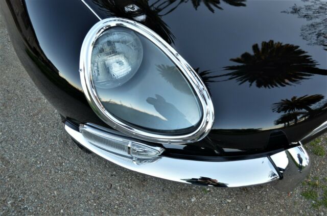 1966 Jaguar E-Type BEAUTIFULLY RESTORED SERIES I FIXED HEAD COUPE - photo 11