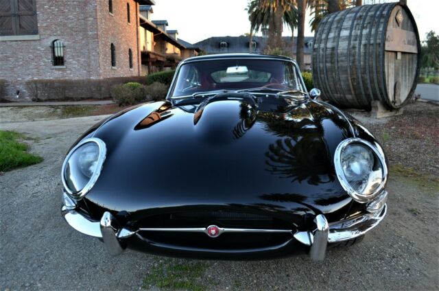 1966 Jaguar E-Type BEAUTIFULLY RESTORED SERIES I FIXED HEAD COUPE - photo 5