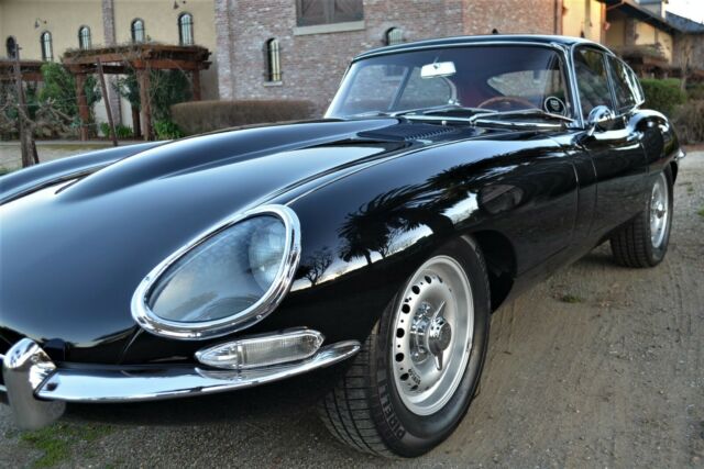 1966 Jaguar E-Type BEAUTIFULLY RESTORED SERIES I FIXED HEAD COUPE - photo 7