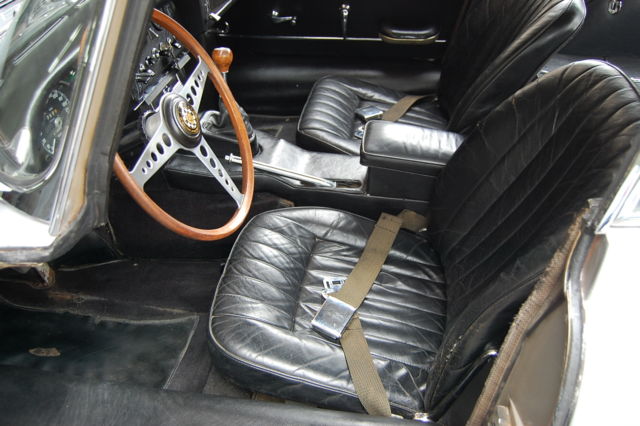 1966 Jaguar E-Type Two Door Rear wheel drive - photo 12