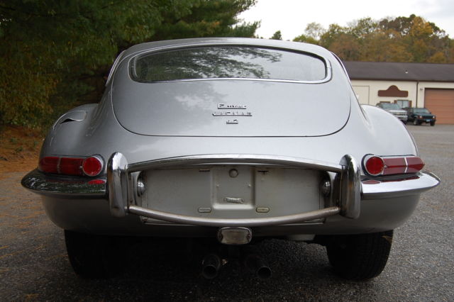 1966 Jaguar E-Type Two Door Rear wheel drive - photo 5