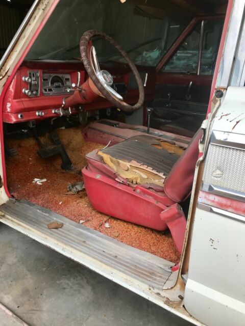 1966 Jeep Wagoneer Super - photo 6