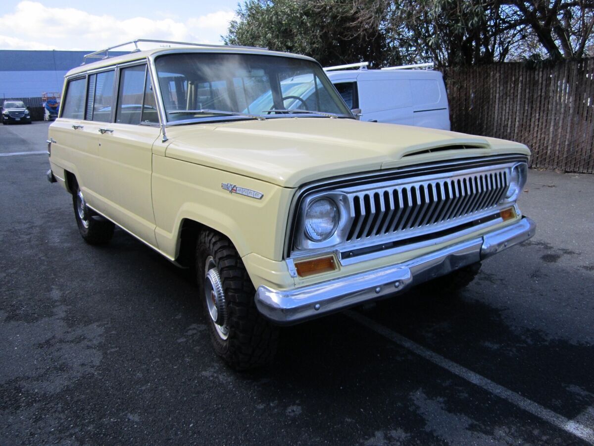 1966 Jeep Wagoneer - photo 2