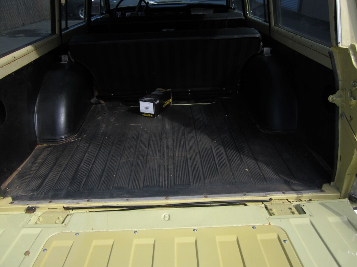 1966 Jeep Wagoneer - photo 8