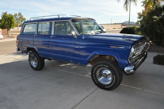 1966 Jeep Wagoneer Custom - photo 4