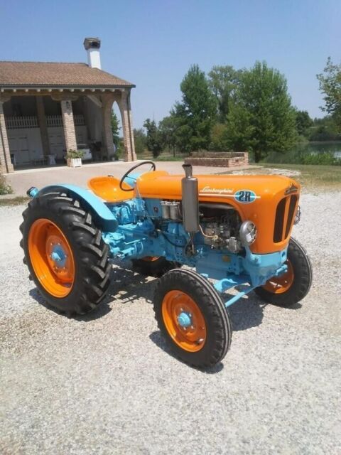 1966 LAMBORGHINI 2R TRACTOR - (COLLECTOR SERIES) - photo 5