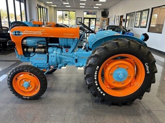 1966 LAMBORGHINI TRACTOR 1R TRACTOR - (COLLECTOR SERIES) - photo 2