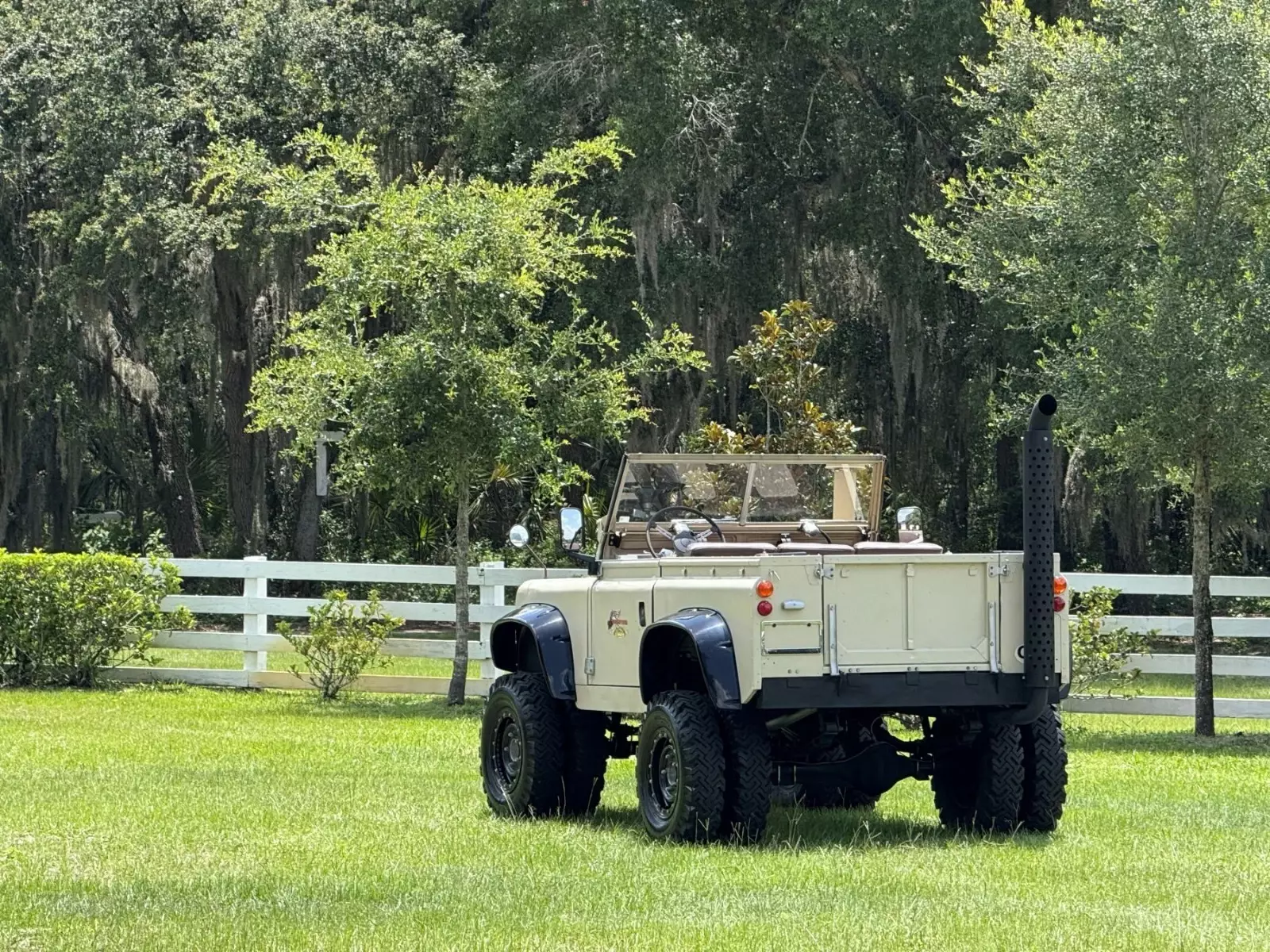 1966 Land Rover Defender - photo 13