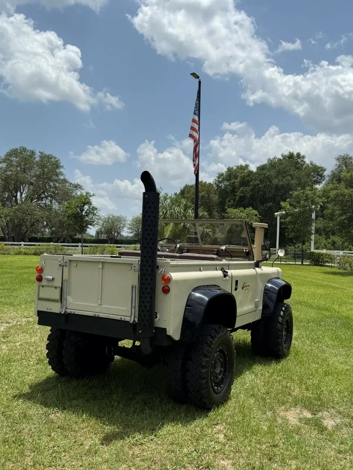 1966 Land Rover Defender - photo 5