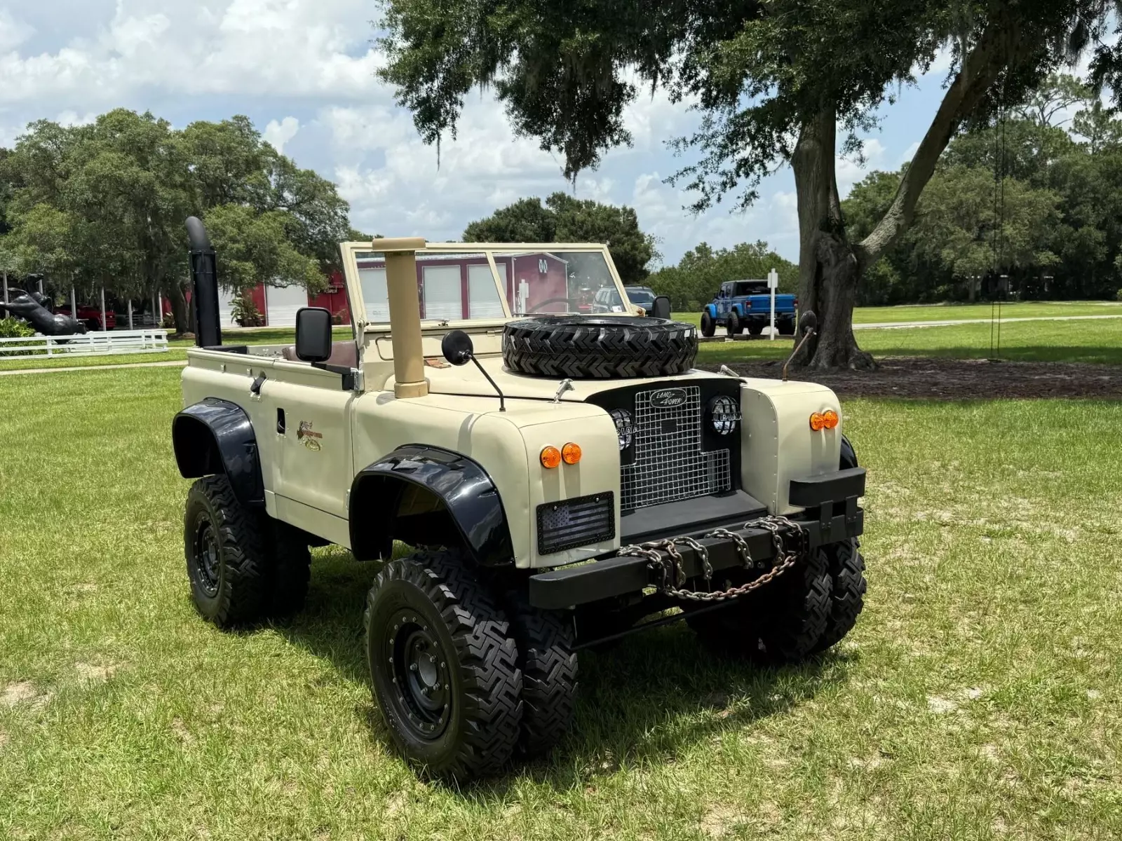 1966 Land Rover Defender - photo 7