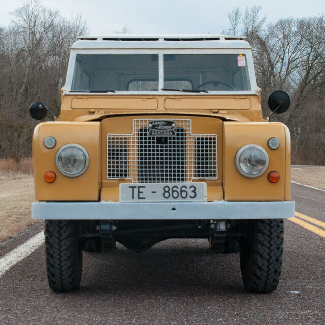1966 Land Rover Santana Series IIA 88 4x4 - photo 2
