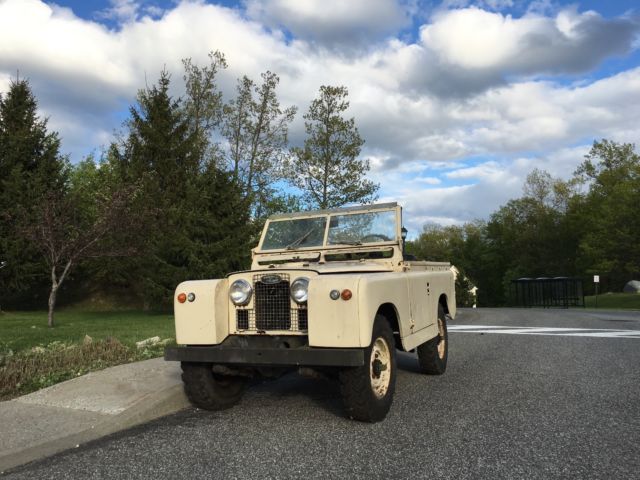 1966 Land Rover Defender 88 - photo 2