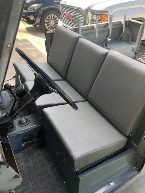 1966 Land Rover Series IIA Station Wagon - photo 4