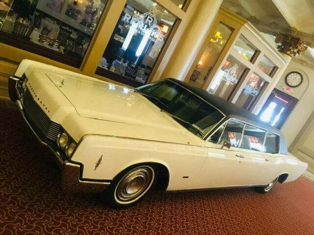 1966 Lincoln Continental - photo 2