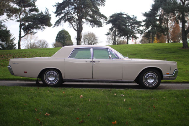 1966 Lincoln Continental - photo 7