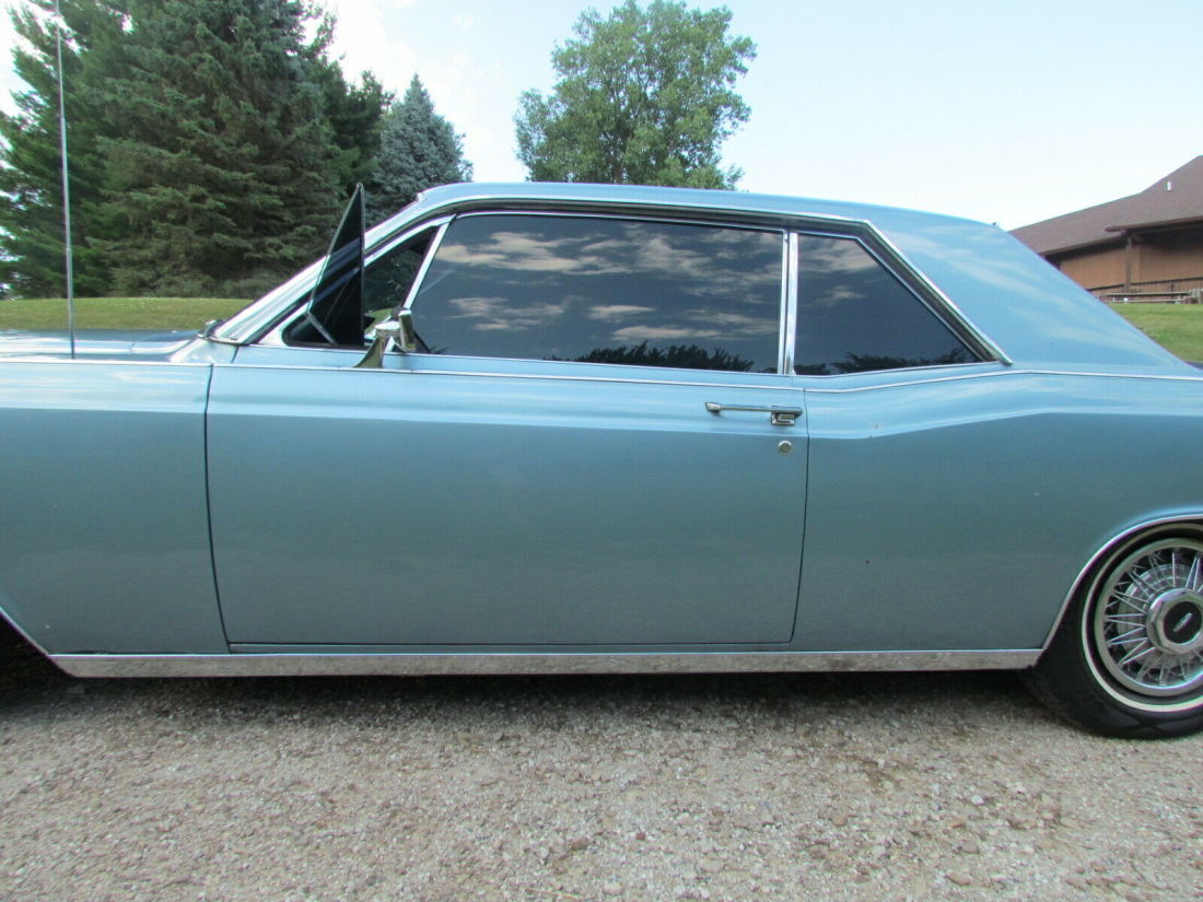 1966 Lincoln Continental Coupe - photo 12