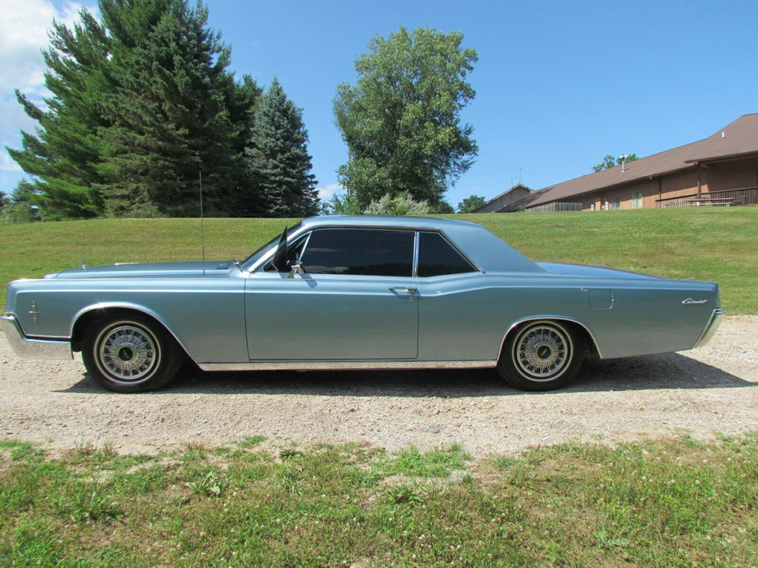 1966 Lincoln Continental Coupe - photo 5