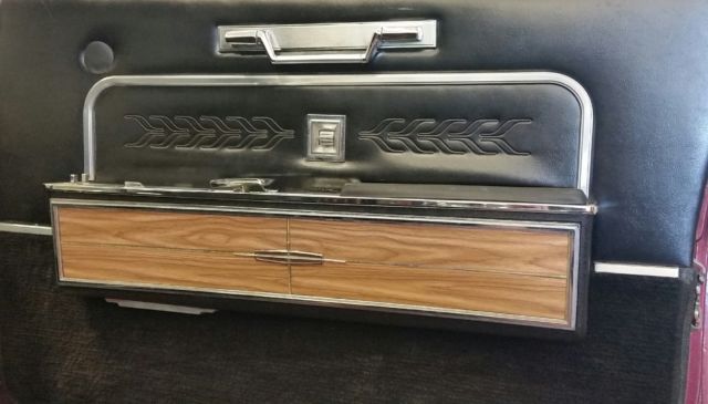 1966 Lincoln Continental Convertible - photo 11