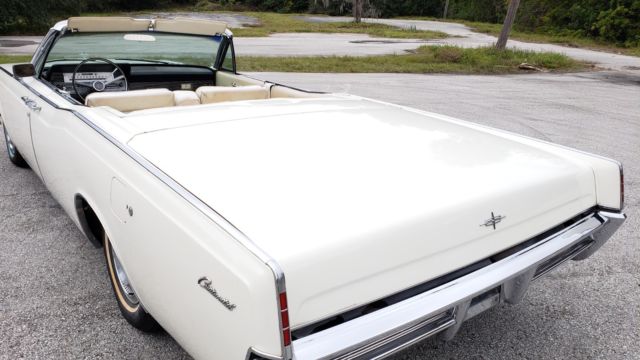 1966 Lincoln Continental CONVERTIBLE - photo 12