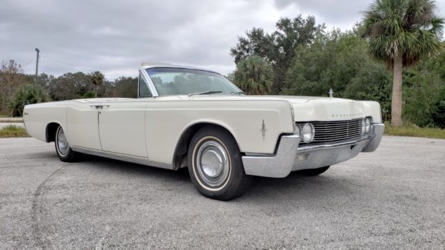 1966 Lincoln Continental CONVERTIBLE - photo 6