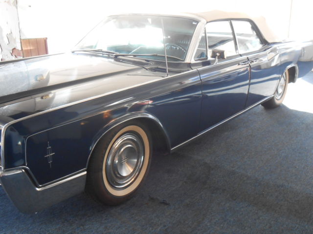 1966 LINCOLN CONTINENTAL CONVERTIBLE .2 OWNER CAR ,SURVIVOR ,INDOOR STORED 25 YR 1966 Lincoln Continental NAVY BLUE