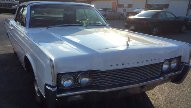 1966 Lincoln Continental - photo 8