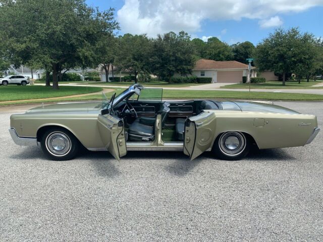 1966 Lincoln Continental - photo 11